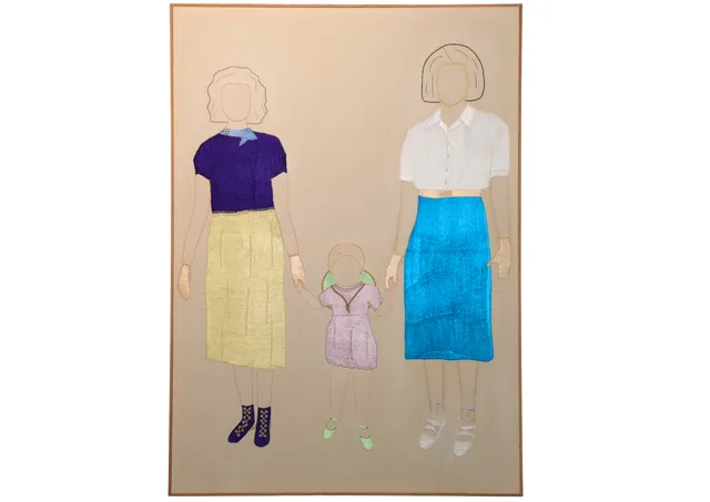 Les Invisibles 7, 2024. Sabra embroidery by hand on cotton. Margaux Derhy